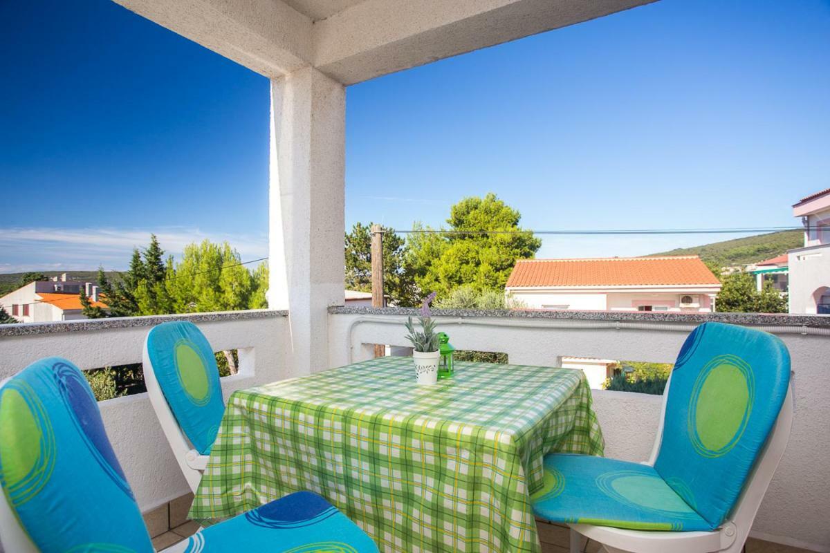 1-Bedroom Apartment With Loggia In Punat Island Krk Dış mekan fotoğraf