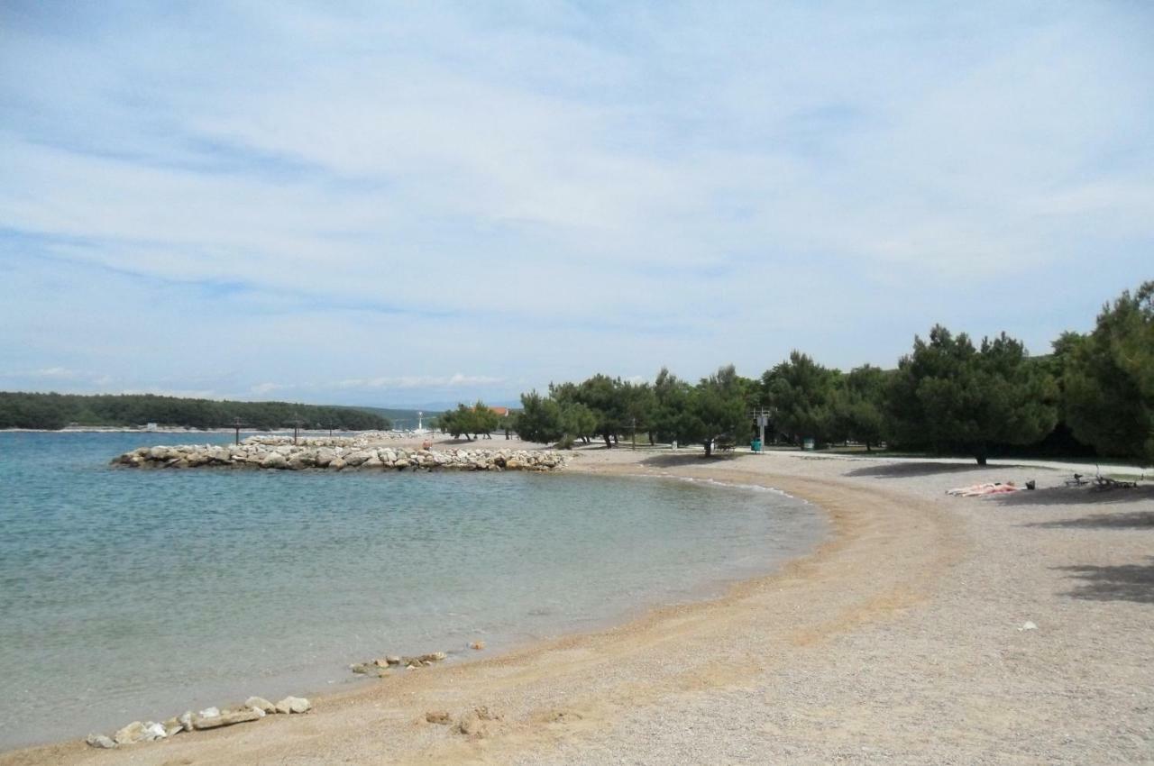 1-Bedroom Apartment With Loggia In Punat Island Krk Dış mekan fotoğraf